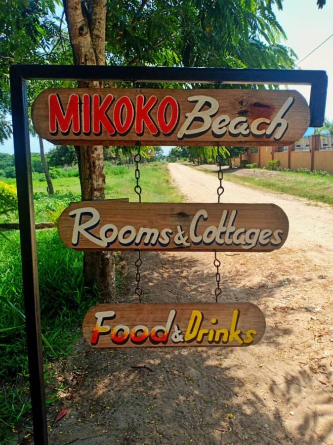 Mikoko Beach & Cottages 巴加莫约 外观 照片